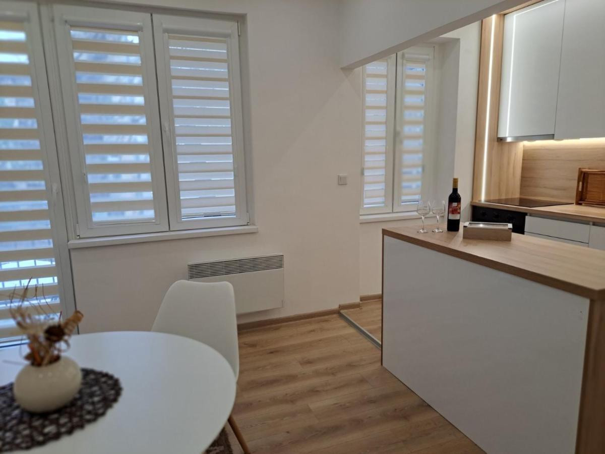 Apartman Andrea SJJ Exterior foto